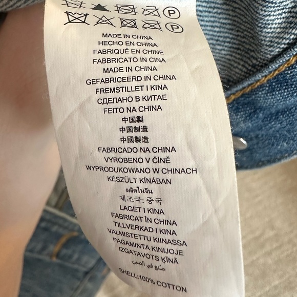 MICHAEL KORS faux fur collared cropped jean jacket - Picture 8 of 8